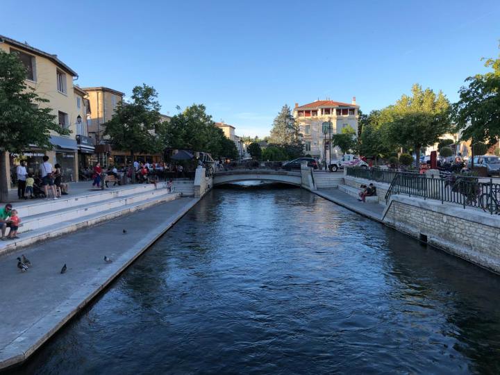 36046206_1950333891667447_1195245151723716608_n